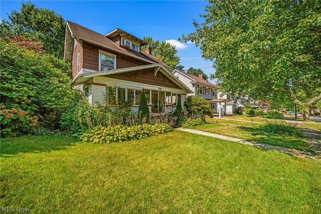 1066 Emma Avenue, Akron, OH 44302