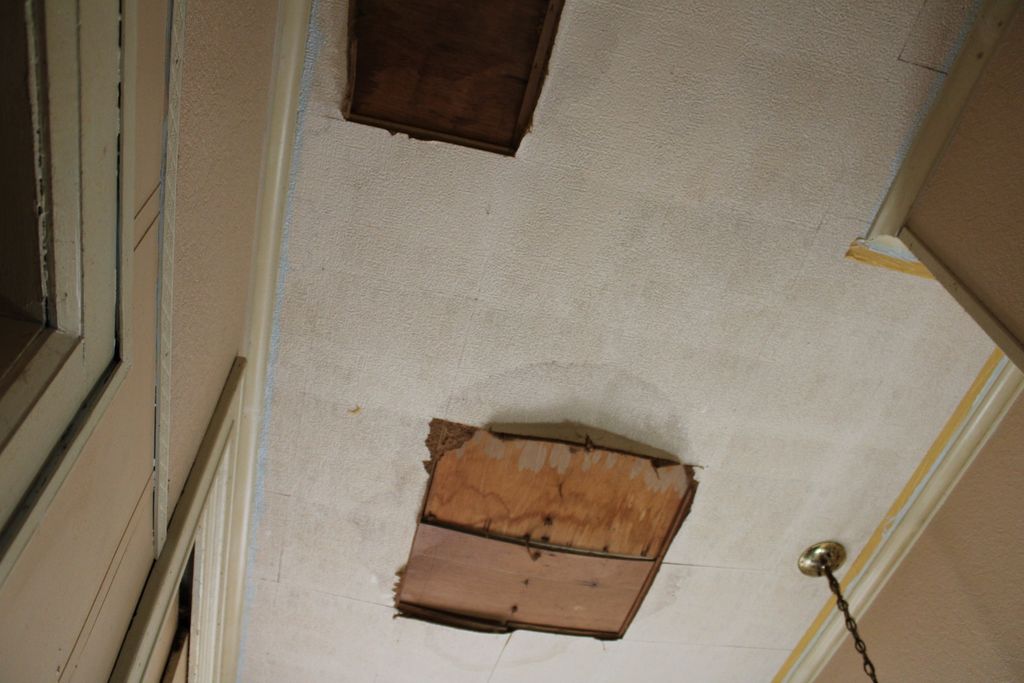 Image 32 of property listing at 304 S Maple Street, Centralia, IL 62801