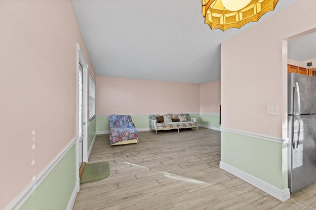 380 Sheffield P, West Palm Beach, FL 33417