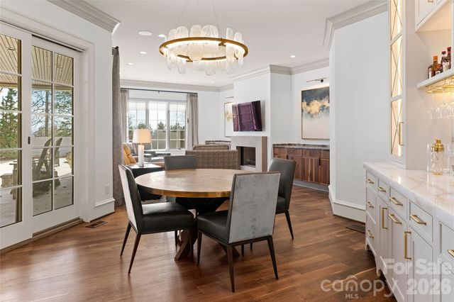 316 S Braeside Court, Asheville, NC 28803