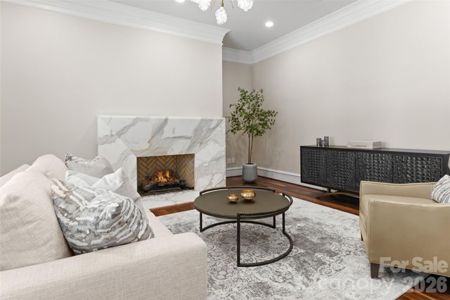 316 S Braeside Court, Asheville, NC 28803