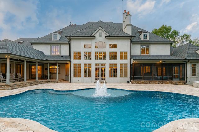 316 S Braeside Court, Asheville, NC 28803