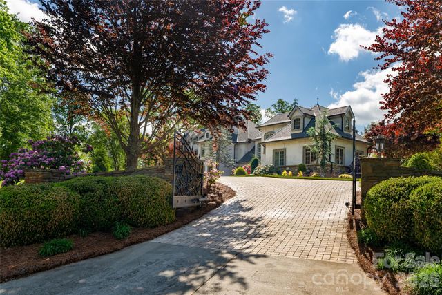 316 S Braeside Court, Asheville, NC 28803
