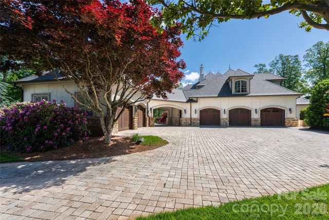 316 S Braeside Court, Asheville, NC 28803