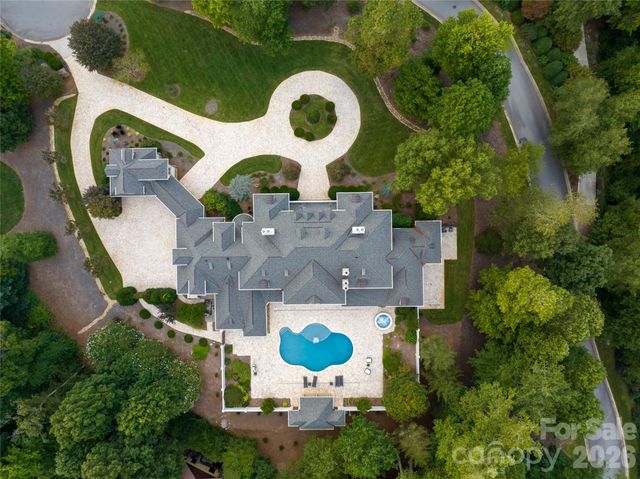 316 S Braeside Court, Asheville, NC 28803