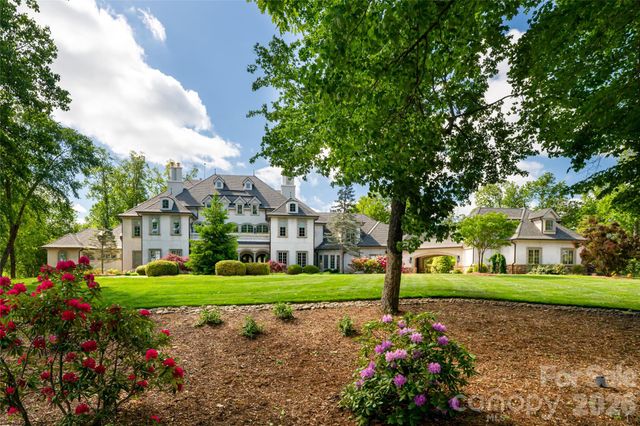 316 S Braeside Court, Asheville, NC 28803