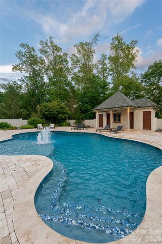 316 S Braeside Court, Asheville, NC 28803