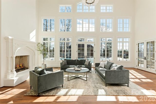 316 S Braeside Court, Asheville, NC 28803