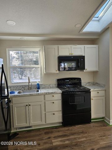 4745 Ottawa Trail Road, Toledo, OH 43611