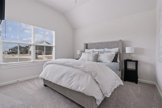 2201 Lago Drive, Moore, OK 73160