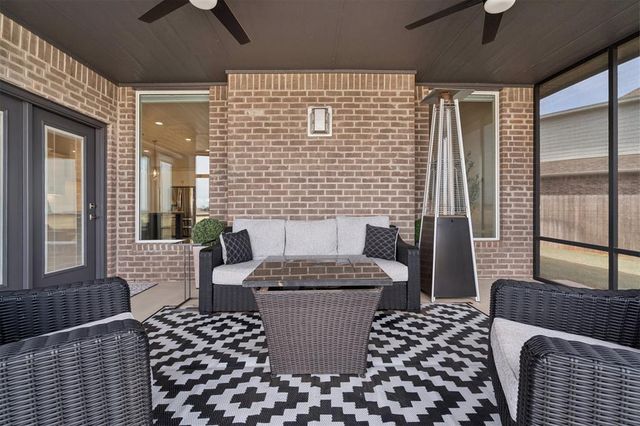 2201 Lago Drive, Moore, OK 73160