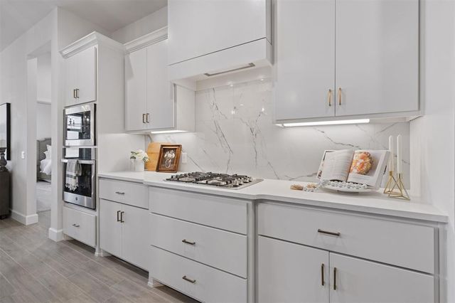 2201 Lago Drive, Moore, OK 73160