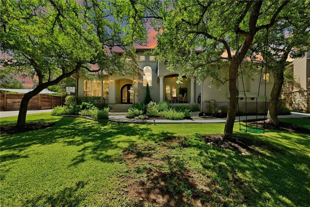 1005 Ottawa DR, Austin, TX 78733