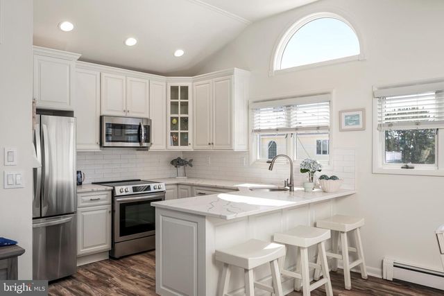 25 W JULIA AVE, Long Beach Township, NJ 08008