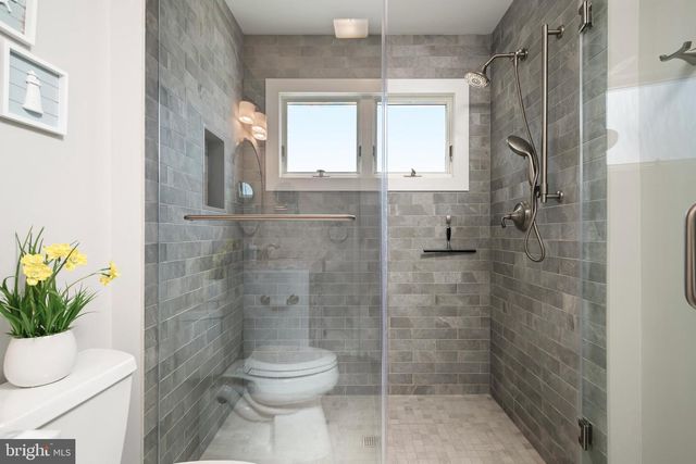 25 W JULIA AVE, Long Beach Township, NJ 08008