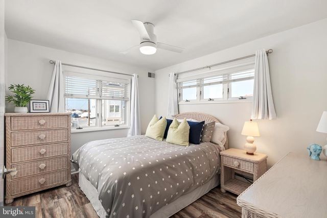 25 W JULIA AVE, Long Beach Township, NJ 08008