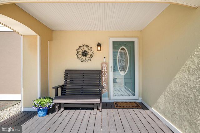 25 W JULIA AVE, Long Beach Township, NJ 08008