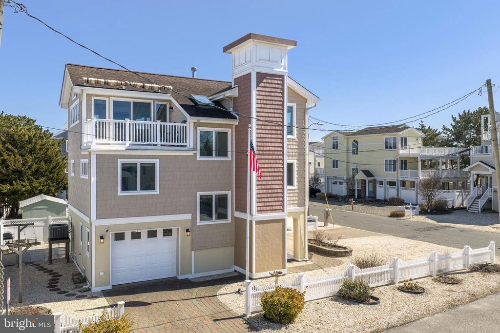 25 W JULIA AVE, Long Beach Township, NJ 08008