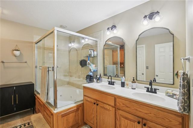 208 Westgate Court, Warrensburg, MO 64093