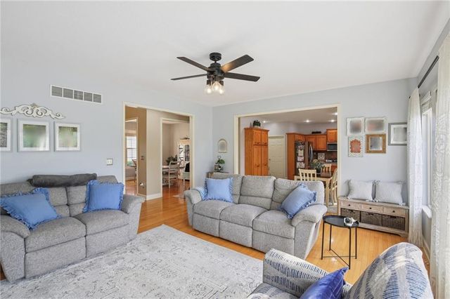 208 Westgate Court, Warrensburg, MO 64093