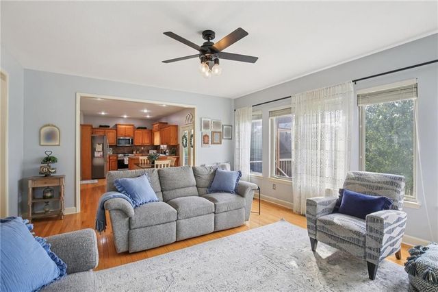 208 Westgate Court, Warrensburg, MO 64093