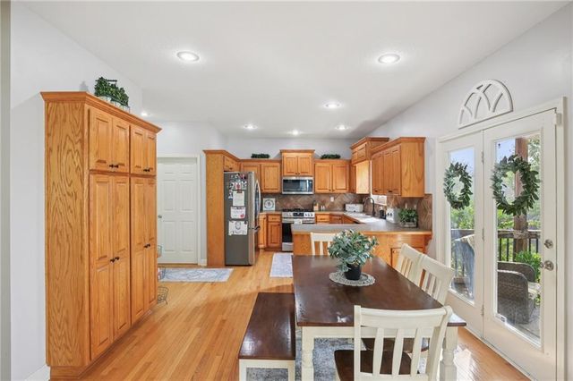 208 Westgate Court, Warrensburg, MO 64093