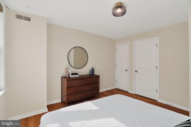 1304 S 7TH ST, Philadelphia, PA 19147