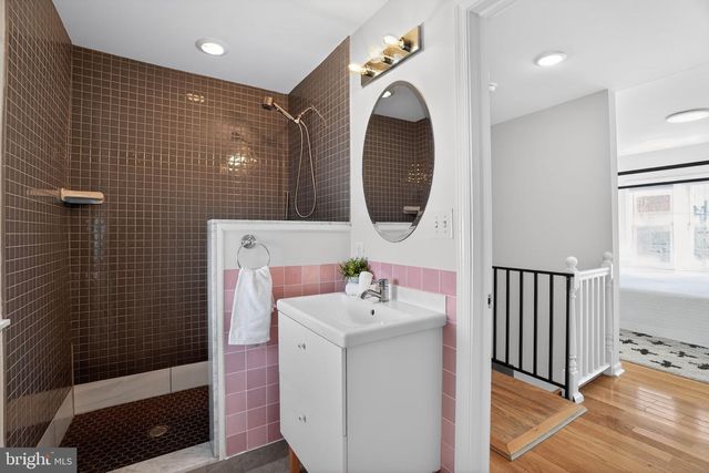 1304 S 7TH ST, Philadelphia, PA 19147