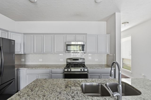 115 Austin Road, Angleton, TX 77515