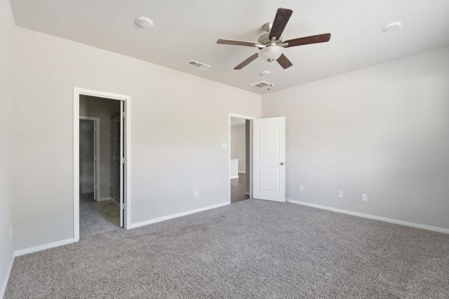 115 Austin Road, Angleton, TX 77515