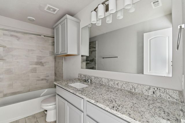 115 Austin Road, Angleton, TX 77515