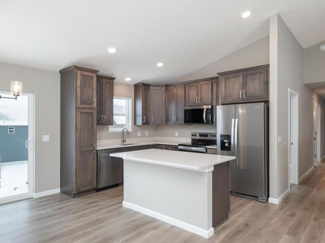 440 Prairie View Drive, Cologne, MN 55322