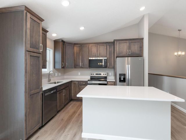 440 Prairie View Drive, Cologne, MN 55322