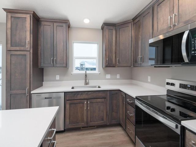 440 Prairie View Drive, Cologne, MN 55322