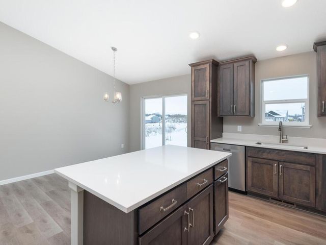 440 Prairie View Drive, Cologne, MN 55322