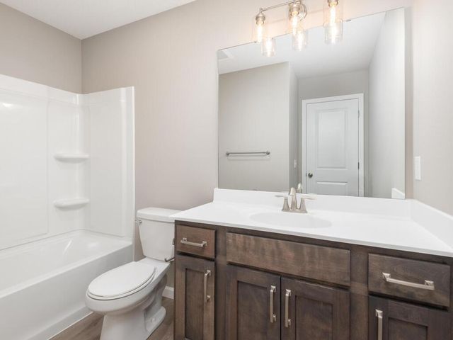 440 Prairie View Drive, Cologne, MN 55322