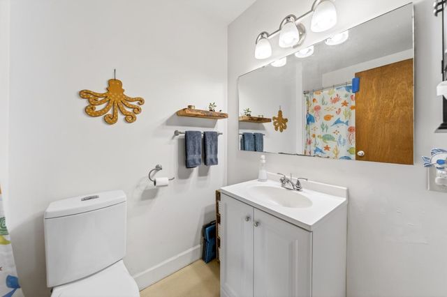 1136 Del Monte Boulevard, Pacific Grove, CA 93950
