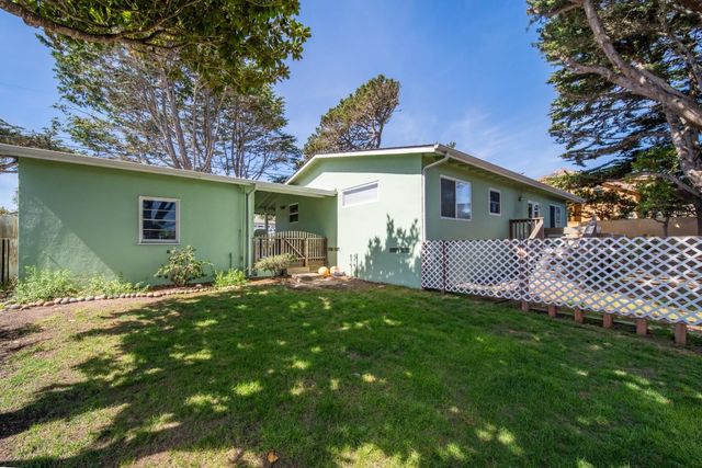 1136 Del Monte Boulevard, Pacific Grove, CA 93950