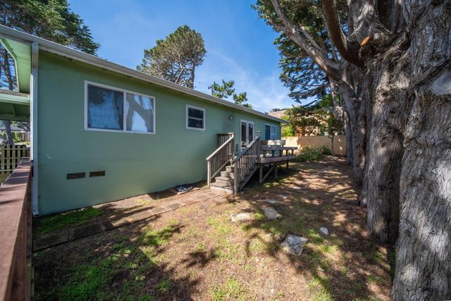 1136 Del Monte Boulevard, Pacific Grove, CA 93950