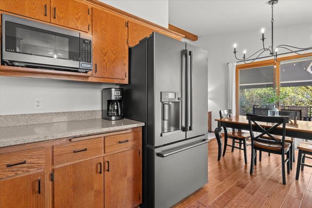 N76W15272 Prairie LANE, Menomonee Falls, WI 53051