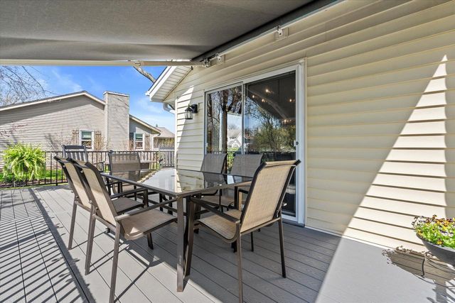 N76W15272 Prairie LANE, Menomonee Falls, WI 53051