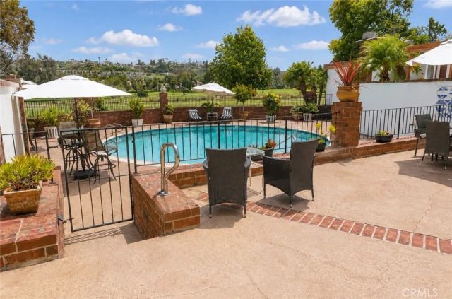 7343 Almaden, Carlsbad, CA 92009