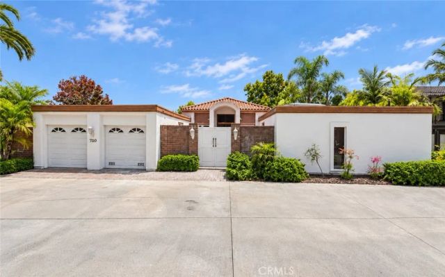 7343 Almaden, Carlsbad, CA 92009