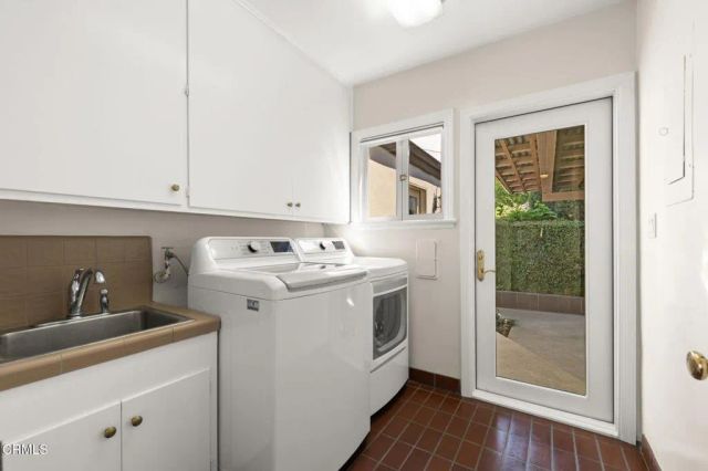 534 Vallombrosa Drive, Pasadena, CA 91107