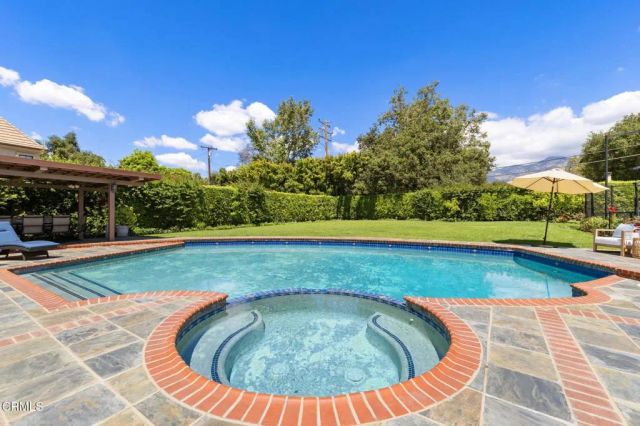 534 Vallombrosa Drive, Pasadena, CA 91107