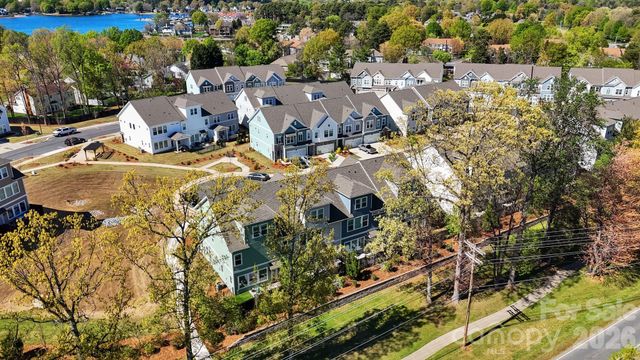 9043 Charles Francis Lane, Cornelius, NC 28031
