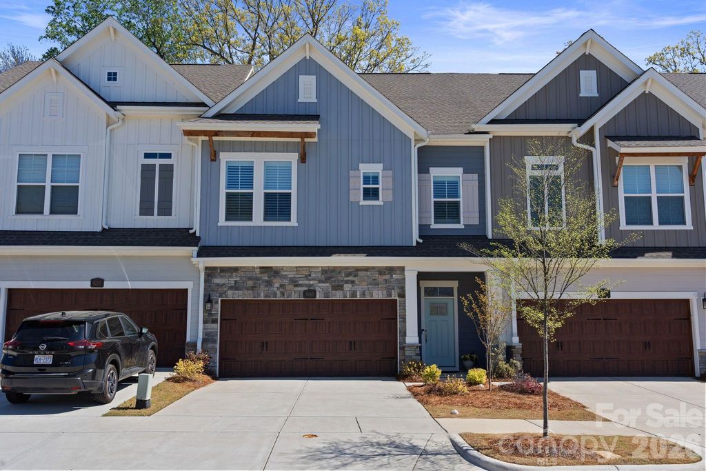 9043 Charles Francis Lane, Cornelius, NC 28031