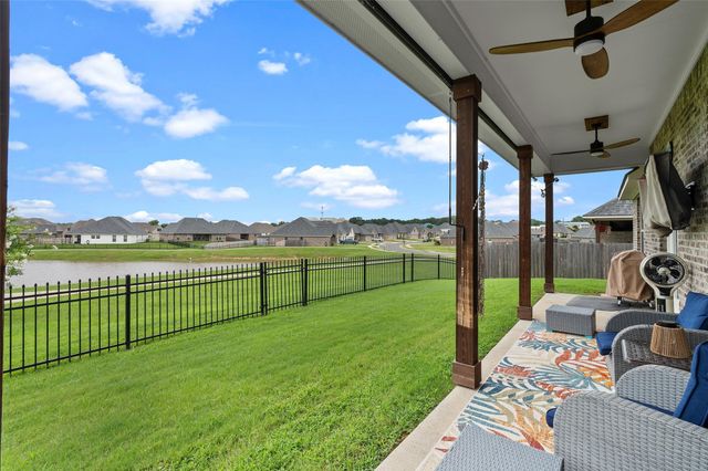441 N Lost River Drive, Benton, LA 71006