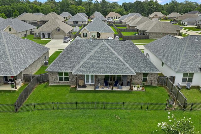 441 N Lost River Drive, Benton, LA 71006