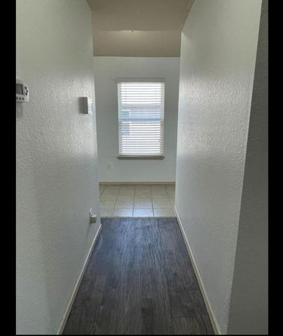 190 Tallow TRL, San Marcos, TX 78666